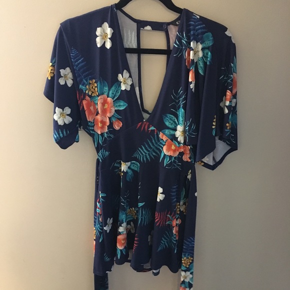 Express Romper - Picture 2 of 6